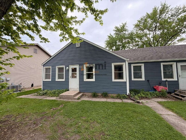 property at 105-105 W McAlpin St