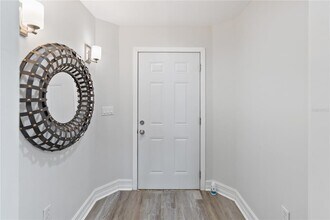 3702 54th Dr W in Bradenton, FL - Foto de edificio - Building Photo