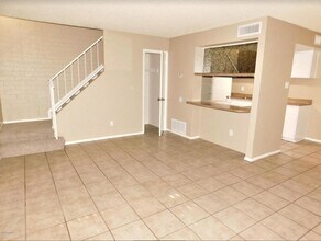 4024 W Reade Ave in Phoenix, AZ - Building Photo - Building Photo