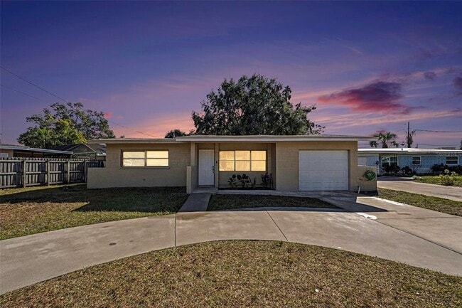 2169 Dell Ave in Clearwater, FL - Building Photo - Building Photo