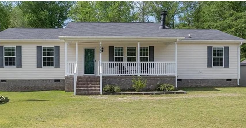 17294 Jolly Cir in Windsor, VA - Building Photo