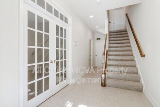 8208 Riggos Way in Summerfield, MD - Building Photo - Building Photo