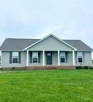 4901 Cedar Creek Circle in Cookeville, TN - Building Photo