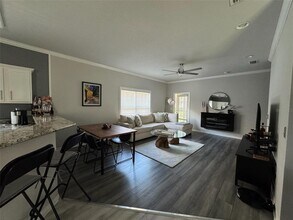 1376 NW 120th Way in Gainesville, FL - Building Photo - Building Photo