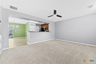 320 Trestle Tree in San Marcos, TX - Building Photo - Building Photo