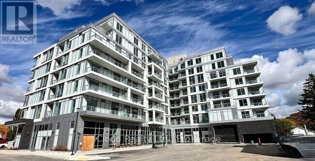 500 Plains Rd E in Burlington, ON - Building Photo - Building Photo