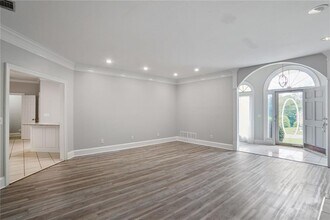 6310 Chestnut Pkwy in Flowery Branch, GA - Building Photo - Building Photo