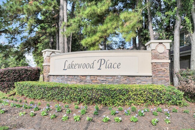 16020 Sweetwater Fields Ln in Tomball, TX - Building Photo - Building Photo