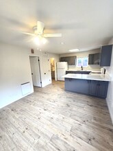 127 S Macleod Ave in Arlington, WA - Building Photo - Building Photo