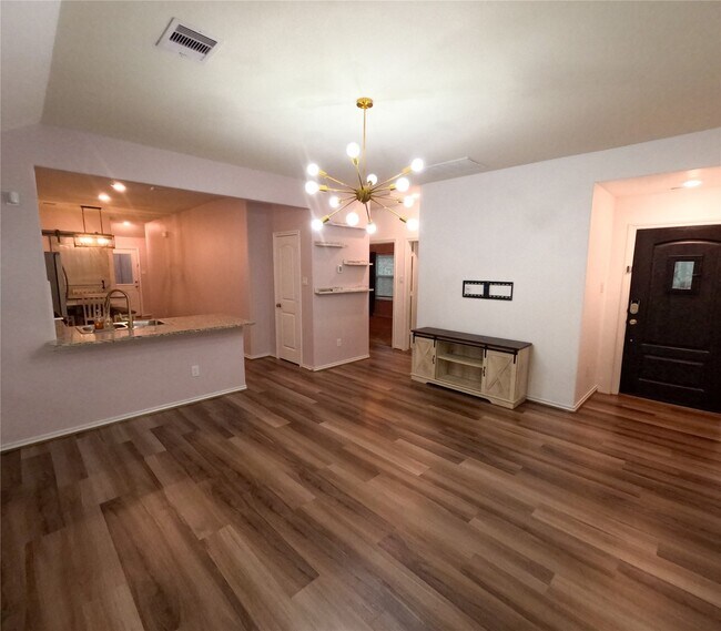 5515 Savanna Pasture Rd in Park Row, TX - Foto de edificio - Building Photo