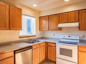 1220 Avenue A in Snohomish, WA - Foto de edificio - Building Photo