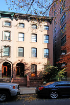 81 Pierrepont St Apartments