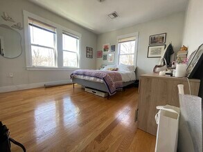 7 Smythe St, Unit 3l in Brookline, MA - Building Photo - Building Photo