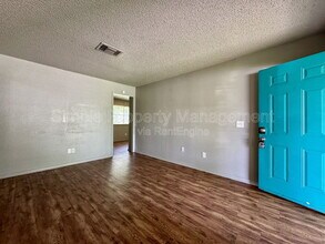 4717 Creekwood Dr in Oklahoma City, OK - Building Photo - Building Photo