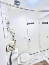 23515 Lyons Ave, Unit 232 in Santa Clarita, CA - Building Photo - Building Photo