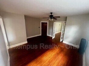 4237 Vine St in Cincinnati, OH - Building Photo - Building Photo