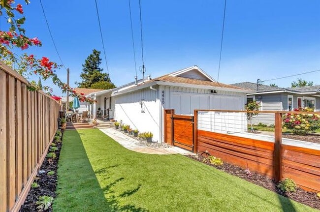 4460 Fillmore St in Santa Clara, CA - Building Photo - Building Photo