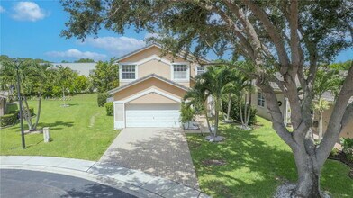 7423 NW 70th Ave in Parkland, FL - Building Photo - Building Photo