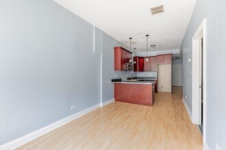 2450 S Homan Ave in Chicago, IL - Building Photo - Building Photo