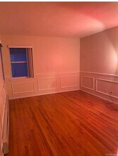 400 Newbridge Rd in East Meadow, NY - Building Photo - Building Photo