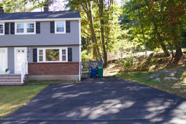 10 Gilman Rd