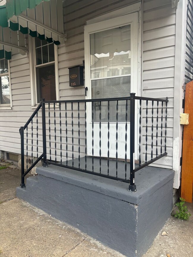 115 S 25th St in Pittsburgh, PA - Building Photo - Building Photo