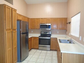 16181 W Lupine Ave in Goodyear, AZ - Building Photo - Building Photo