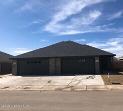 12002 Evanston Ave in Lubbock, TX - Building Photo - Building Photo