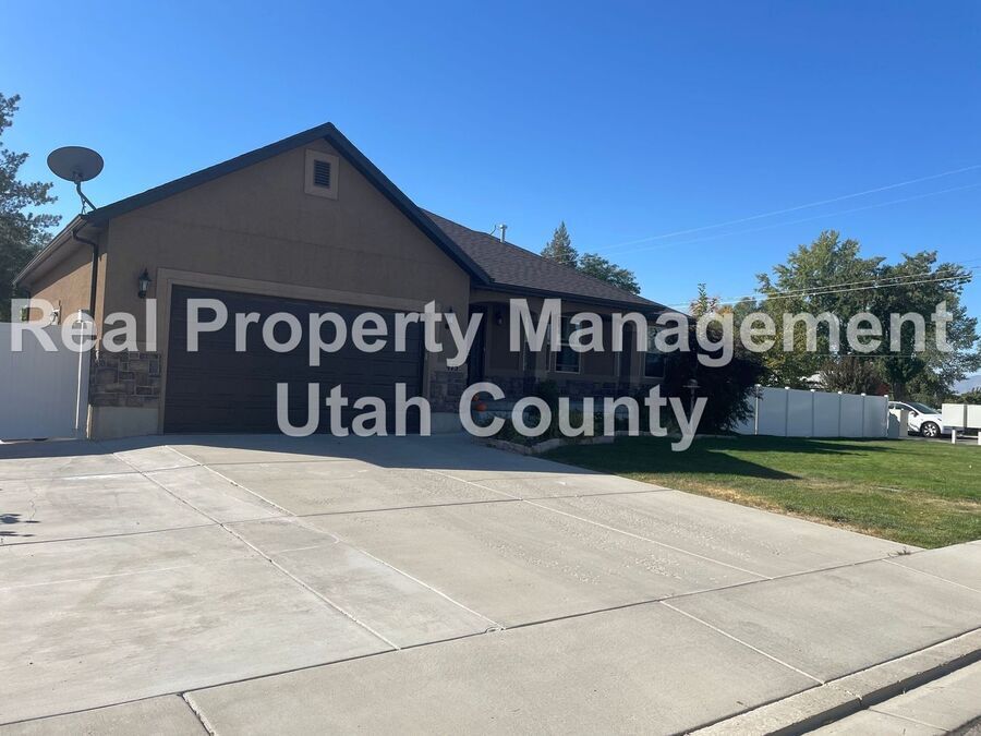 473 W 2070 N in Lehi, UT - Building Photo