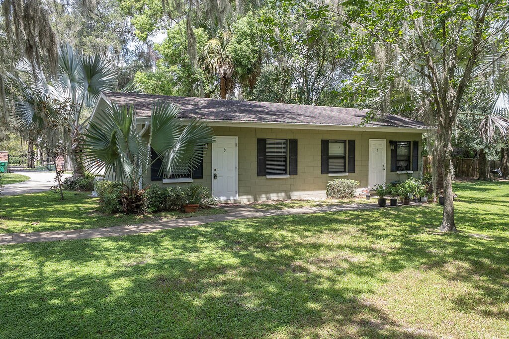 517 N Delaware Ave in DeLand, FL - Building Photo