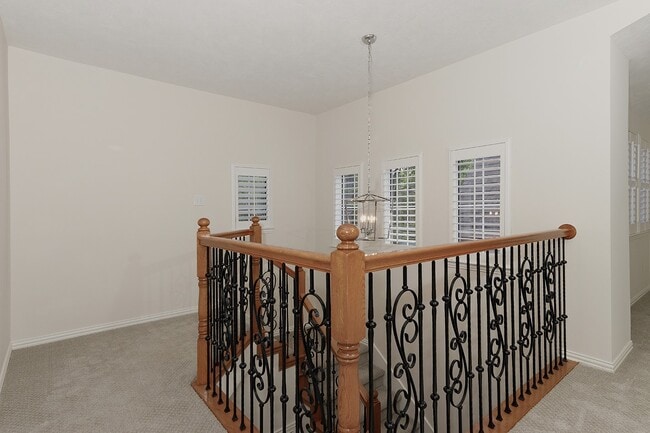 property at 11 N Lansdowne Cir