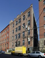 1015-1019 Clinton St in Hoboken, NJ - Building Photo