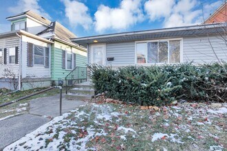 1699 E Weber Rd in Columbus, OH - Building Photo - Building Photo