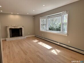 65 Gate Ridge Rd in Easton, CT - Building Photo - Building Photo