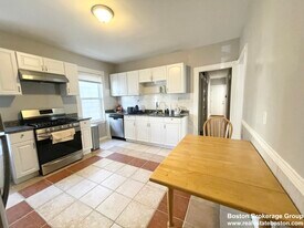 9 Taft St, Unit 1 in Boston, MA - Building Photo