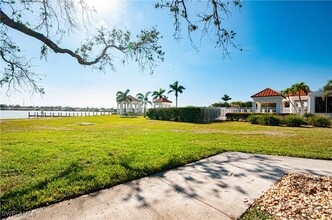 7774 Jewel Ln in Naples, FL - Building Photo - Building Photo
