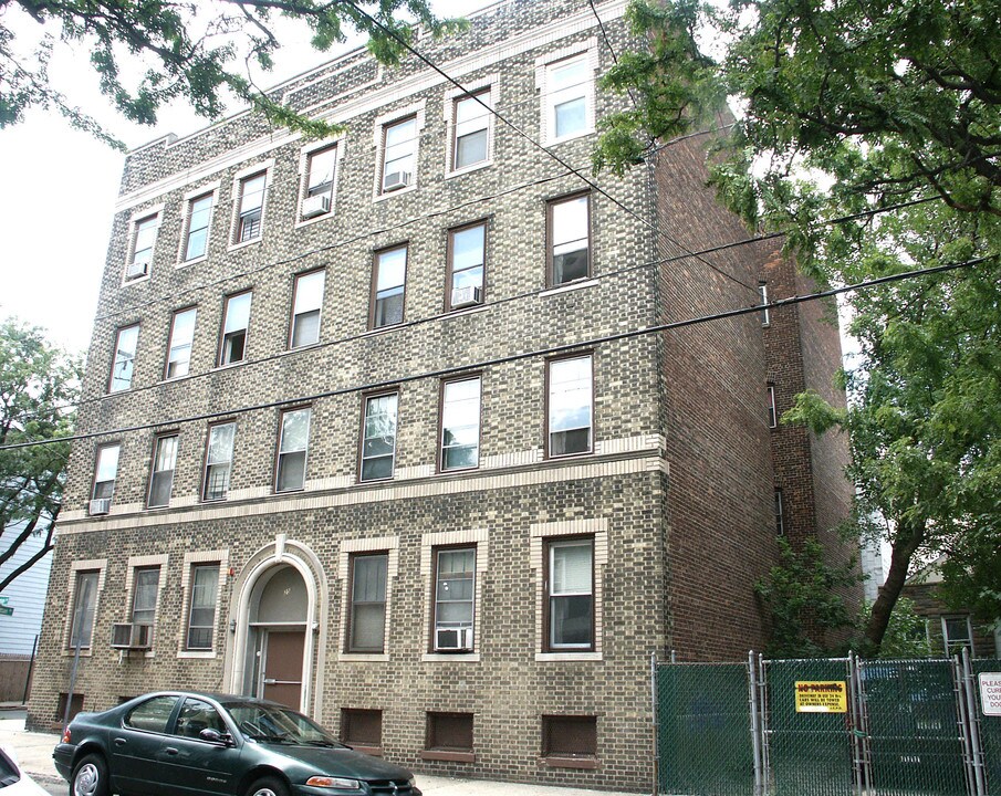 25-27 Sherman Ave in Jersey City, NJ - Building Photo