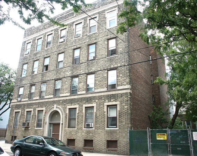 25-27 Sherman Ave in Jersey City, NJ - Building Photo - Building Photo