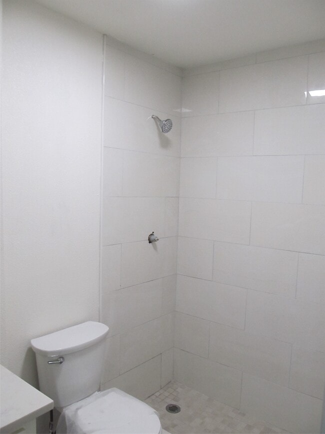 1213 Trimm Ave in Pasadena, TX - Building Photo - Building Photo