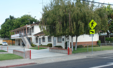 1945-1947 Bellomy St in Santa Clara, CA - Building Photo - Building Photo