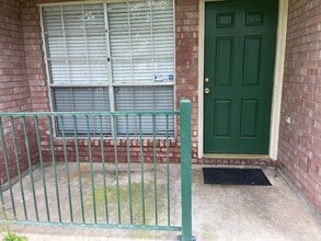 2710 Grants Lake Blvd in Sugar Land, TX - Building Photo - Building Photo