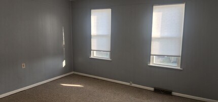 406 Washington Ave, Unit 2 in St Bernard, OH - Building Photo - Building Photo