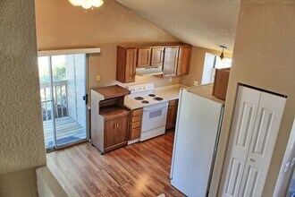 17497 E Rice Cir in Aurora, CO - Building Photo - Building Photo