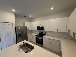 2659 SE 28th Dr in Homestead, FL - Building Photo - Building Photo