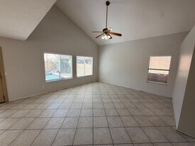 7611 W Cinnabar Ave in Peoria, AZ - Building Photo