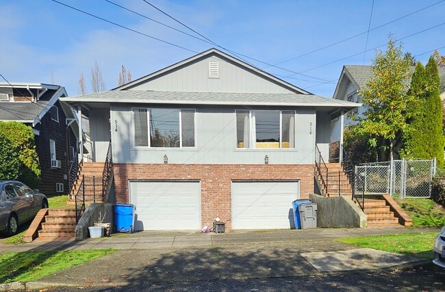 property at 514 E 25th St