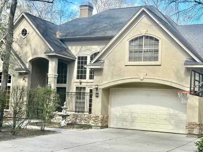 property at 38 Hillock Woods