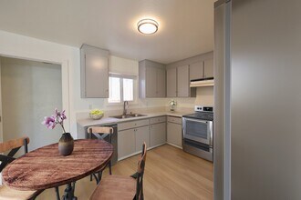 761 Almond St in Yuba City, CA - Building Photo - Building Photo