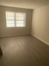 12415 Maricopa Ln in Houston, TX - Building Photo - Building Photo