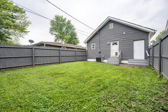 1241 N Tremont St in Indianapolis, IN - Foto de edificio - Building Photo